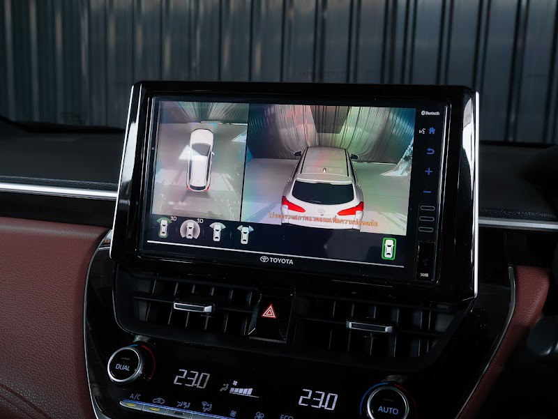 TOYOTA COROLLA CROSS 2021 สีขาว มือสอง รูปที่ 12 - SIT AUTO บางแค