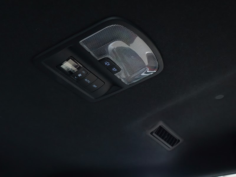 TOYOTA FORTUNER 2020 สีขาว มือสอง รูปที่ 18 - SIT AUTO บางแค
