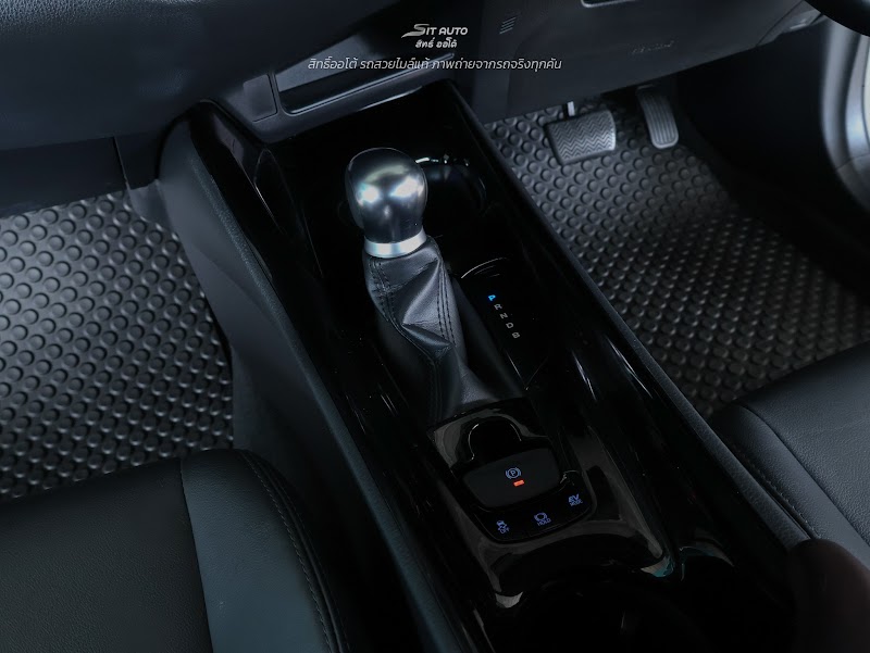 TOYOTA C-HR 2019 สีขาว มือสอง รูปที่ 12 - SIT AUTO บางแค