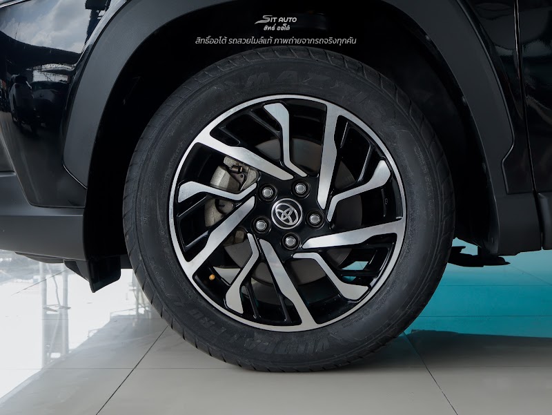 TOYOTA COROLLA CROSS 2022 สีดำ มือสอง รูปที่ 5 - SIT AUTO บางแค