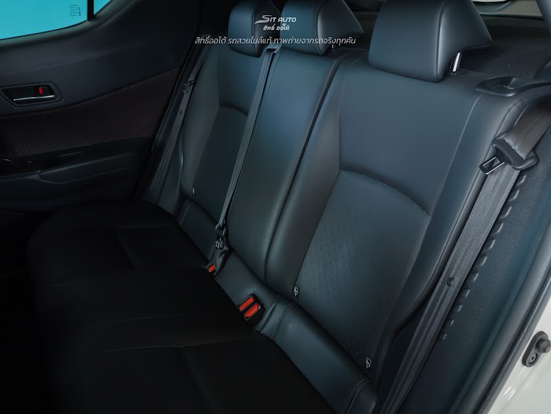 TOYOTA C-HR 2018 สีขาว มือสอง รูปที่ 15 - SIT AUTO บางแค