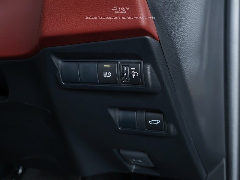 TOYOTA COROLLA CROSS 2020 สีดำ มือสอง รูปที่ 10 - SIT AUTO บางแค
