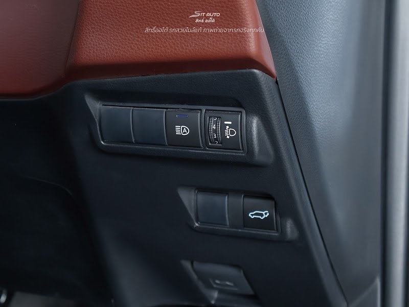 TOYOTA COROLLA CROSS 2021 สีเทาฟ้า มือสอง รูปที่ 9 - SIT AUTO บางแค