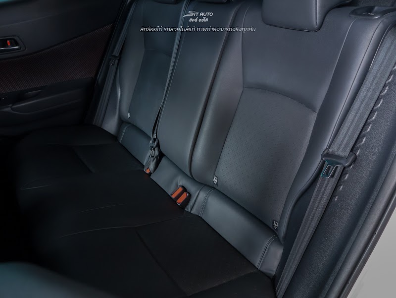 TOYOTA C-HR 2019 สีขาว มือสอง รูปที่ 14 - SIT AUTO บางแค