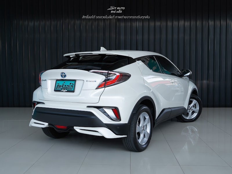 TOYOTA C-HR 2018 สีขาว มือสอง รูปที่ 4 - SIT AUTO บางแค
