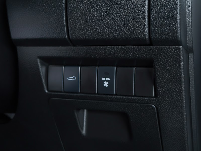 ISUZU MU-X 2021 สีขาว มือสอง รูปที่ 11 - SIT AUTO บางแค
