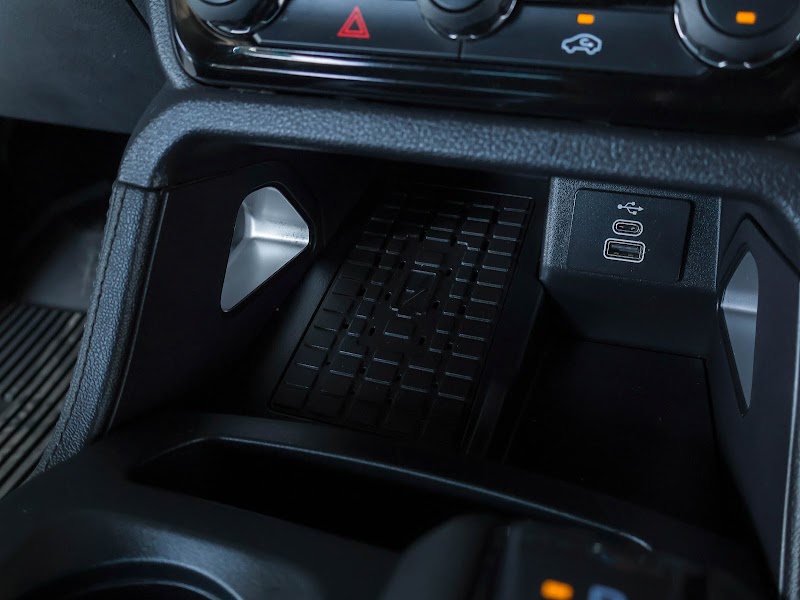 FORD RANGER NEXT GEN 2023 สีเทาดำ มือสอง รูปที่ 15 - SIT AUTO บางแค