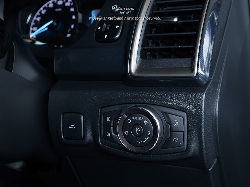 FORD EVEREST 2020 สีเทาอ่อน มือสอง รูปที่ 11 - SIT AUTO บางแค