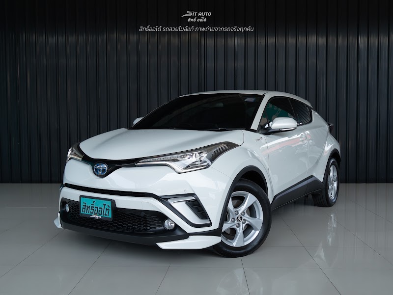 TOYOTA C-HR 2018 สีขาว มือสอง - SIT AUTO บางแค
