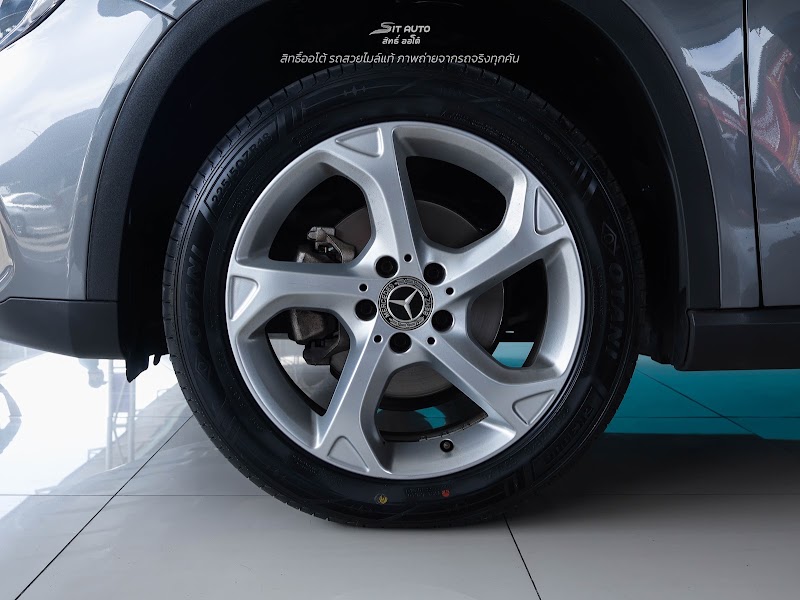 BENZ GLA-CLASS 2018 สีเทาดำ มือสอง รูปที่ 5 - SIT AUTO บางแค