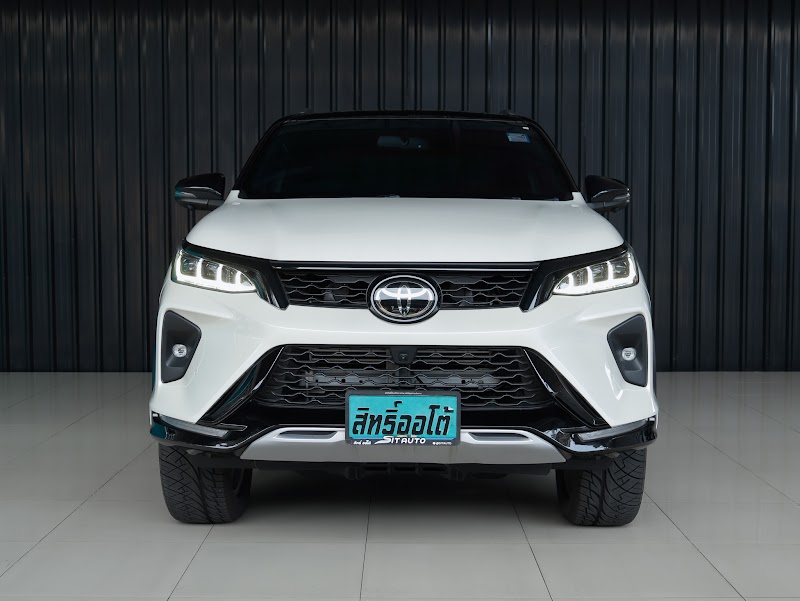 TOYOTA FORTUNER 2020 สีขาว มือสอง รูปที่ 3 - SIT AUTO บางแค