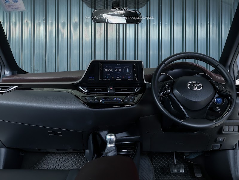 TOYOTA C-HR 2019 สีขาว มือสอง รูปที่ 8 - SIT AUTO บางแค