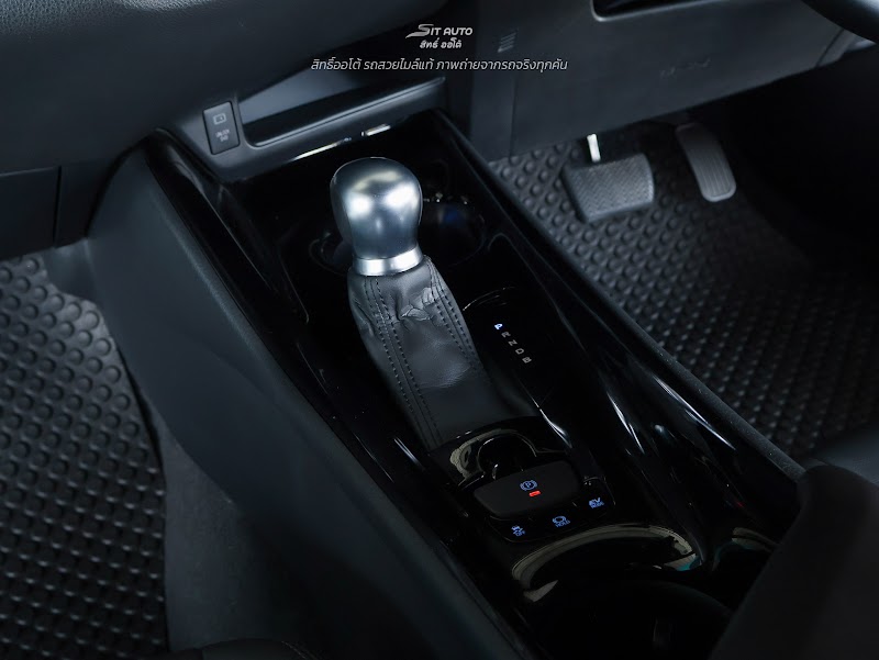TOYOTA C-HR 2019 สีแดง มือสอง รูปที่ 14 - SIT AUTO บางแค