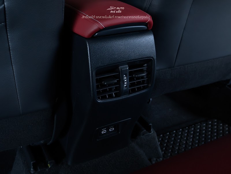 TOYOTA COROLLA CROSS 2024 สีดำ มือสอง รูปที่ 17 - SIT AUTO บางแค